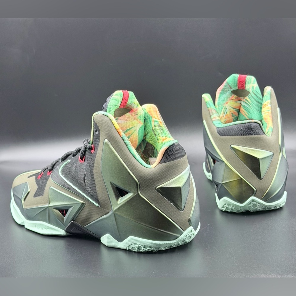 Nike LeBron 11 'King's Pride'